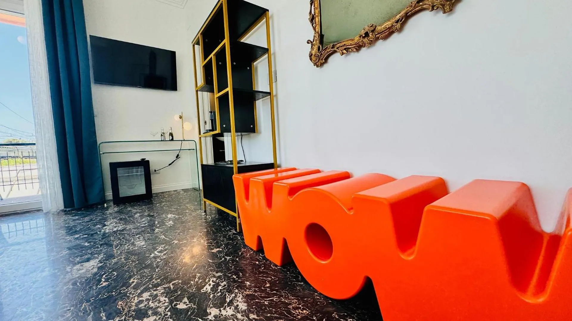 New Seaside Suite Gold Bordighera 0*,  Italy